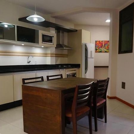 Апартаменты Apartamento Em Frente Ao Mar Флорианополис Экстерьер фото